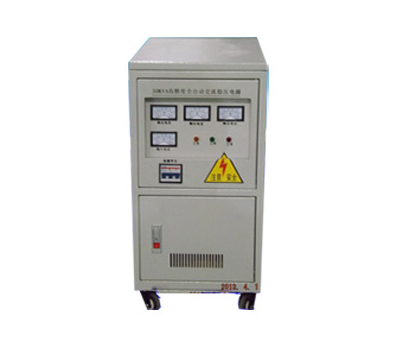 三相穩(wěn)壓器